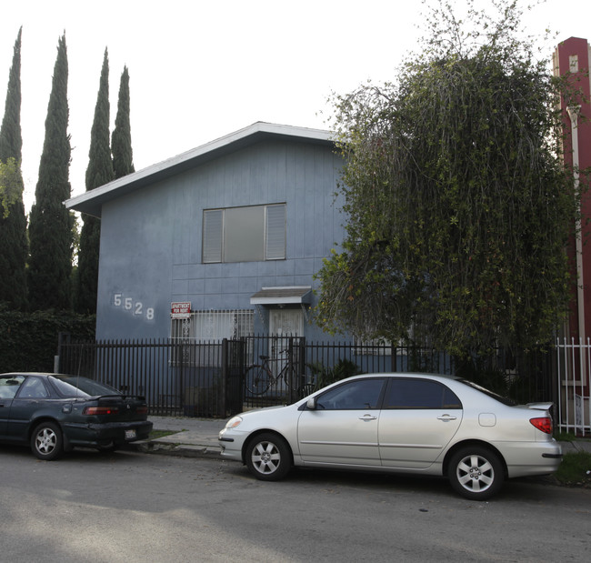 5528 Fernwood Ave in Los Angeles, CA - Building Photo - Building Photo