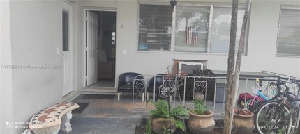 7125 Rue Granville in Miami Beach, FL - Building Photo - Building Photo