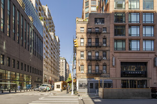 340 Amsterdam Ave in New York, NY - Foto de edificio - Building Photo