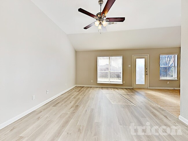 1110 Sage Brush Tr in Midlothian, TX - Building Photo - Building Photo