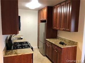 184 Purchase St in Rye, NY - Building Photo - Building Photo