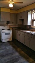 808 E Water St in Prospect, OH - Building Photo