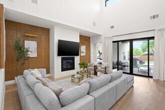 8922 San Benito Way in Dallas, TX - Building Photo - Building Photo