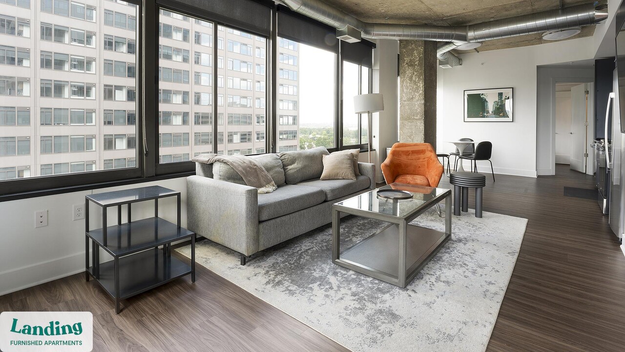 5201 Leesburg Pike in Baileys Crossroads, VA - Foto de edificio