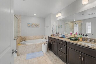 2102 Summerlin Ln in Longmont, CO - Building Photo - Building Photo