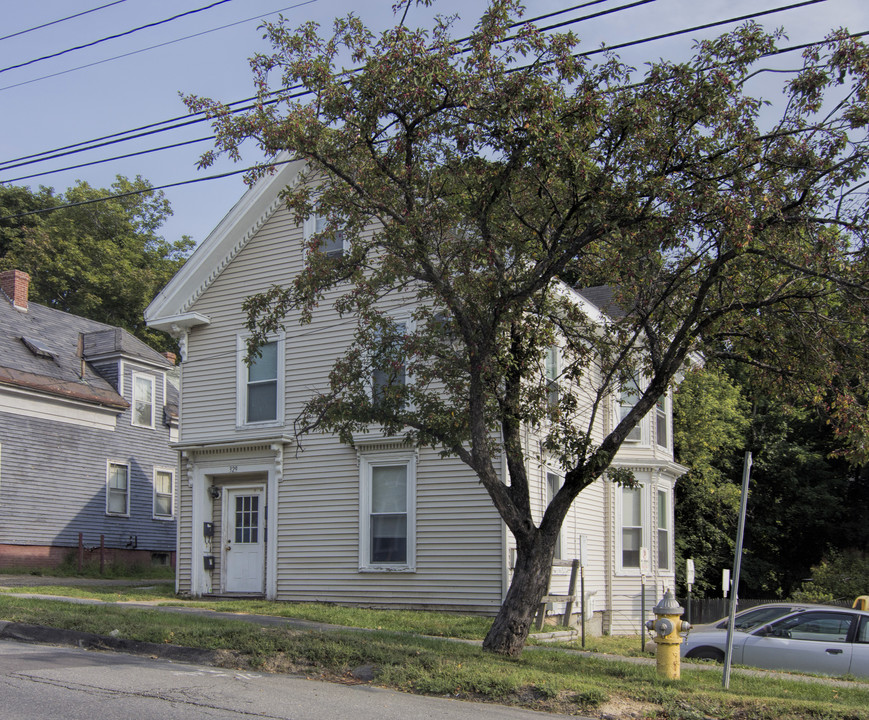 329 Union St in Bangor, ME - Building Photo