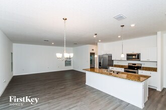1298 Ginza Rd NW in Palm Bay, FL - Building Photo - Building Photo