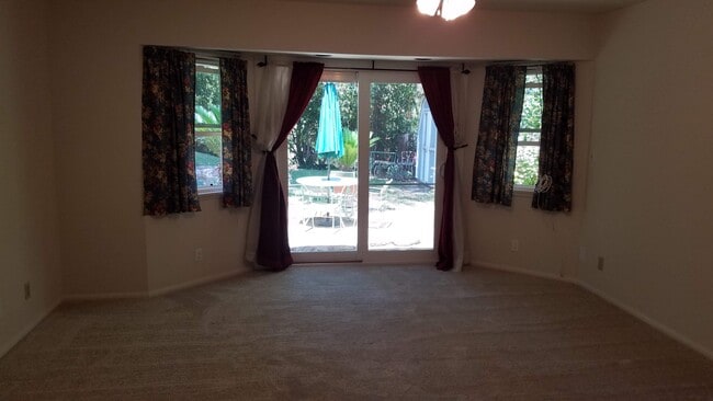 16845 Armstead St, Unit apartment in Granada Hills, CA - Building Photo - Building Photo