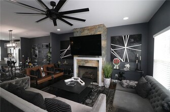2166 Wiggins Walk in Atlanta, GA - Foto de edificio - Building Photo