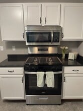 229 Foster Ave in Rockford, IL - Building Photo - Building Photo