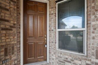 14120 Purple Azalea Dr in Pflugerville, TX - Building Photo - Building Photo