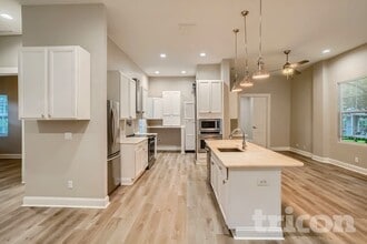 1912 Carrigan Ave in Winter Park, FL - Building Photo - Building Photo