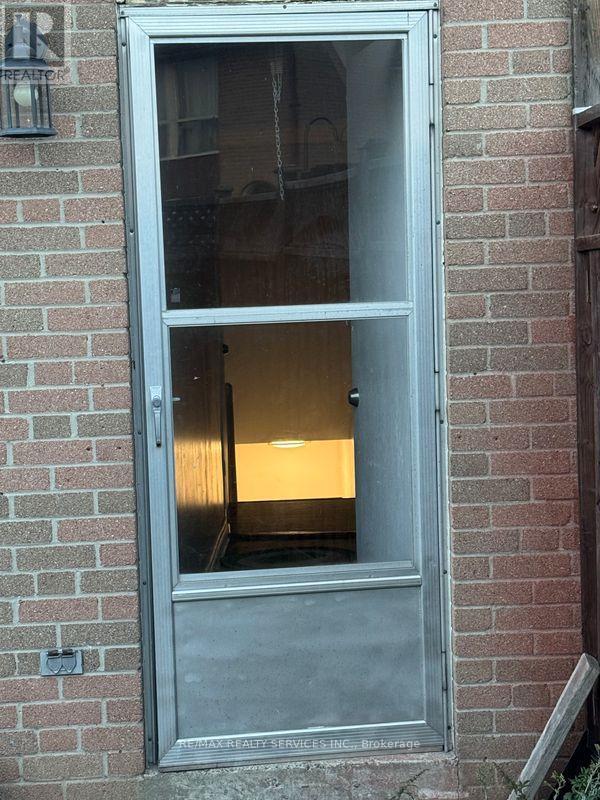 246 John Garland Blvd in Toronto, ON - Building Photo - Building Photo