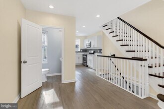 2124 Sigel St in Philadelphia, PA - Building Photo - Building Photo