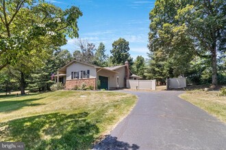 401 Butternut Ct in La Plata, MD - Building Photo - Building Photo