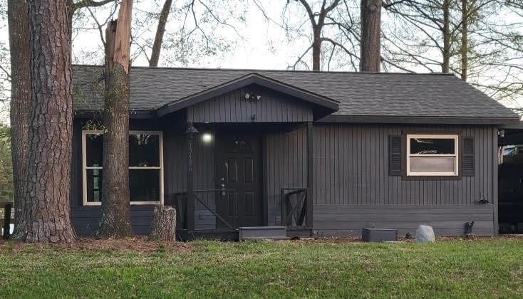 15486 Arrowhead Loop W in Willis, TX - Building Photo