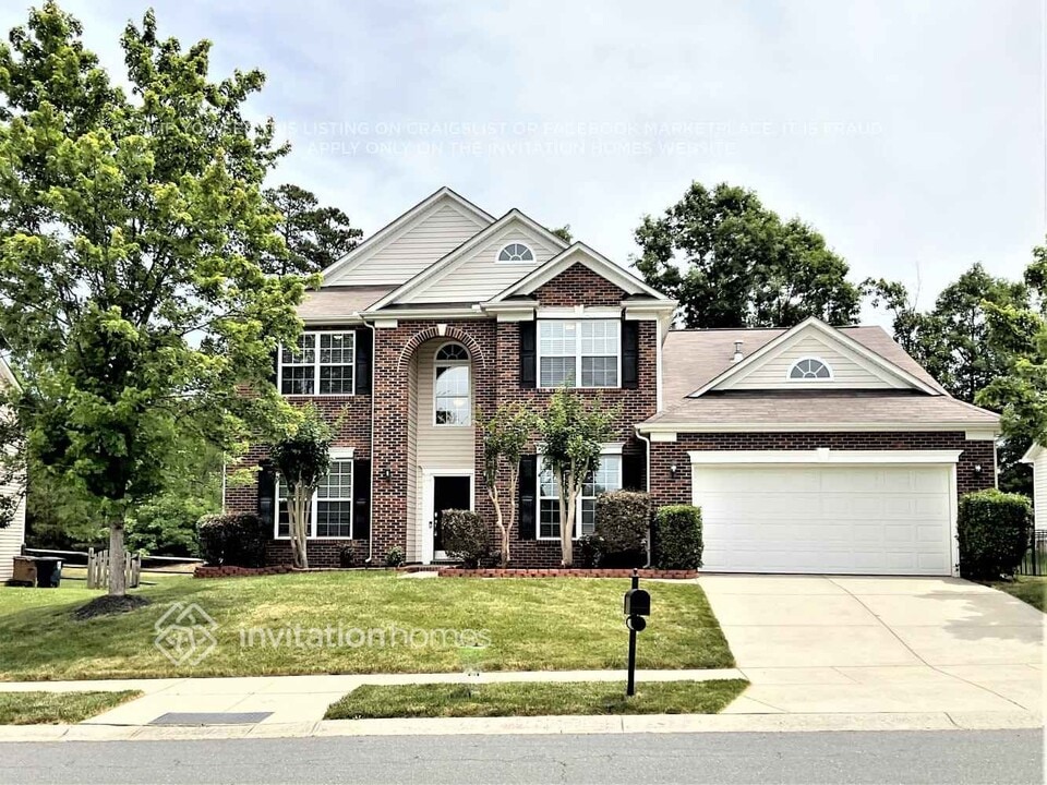 1007 Blessing Dr in Indian Trail, NC - Building Photo