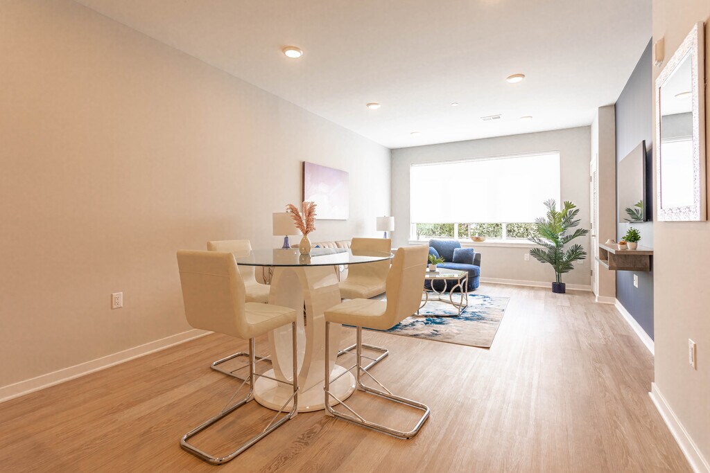 The Landings at Riverwalk Apartments in Elmwood Park, NJ