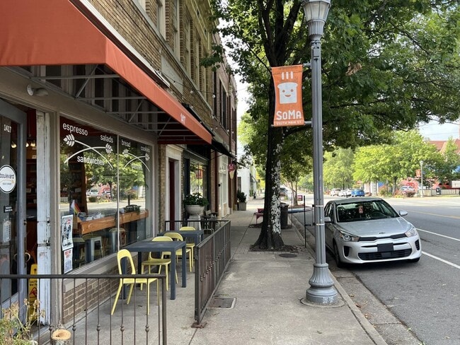 property at 1417 S Main St