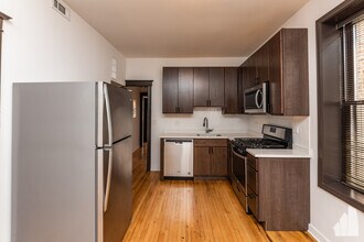 837 W 33rd St in Chicago, IL - Building Photo - Building Photo