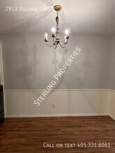 2913 Village Cir in Edmond, OK - Foto de edificio - Building Photo