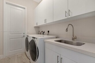 13130 Addilyn Ct in Davie, FL - Building Photo - Building Photo