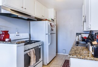 362 Redondo Ave in Long Beach, CA - Building Photo - Other