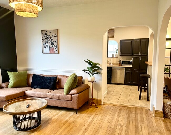 property at 109 W Wanola Ave