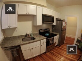 1461 Beacon St in Brookline, MA - Building Photo
