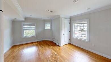 62 Gordon St, Unit 1 in Boston, MA - Building Photo - Building Photo