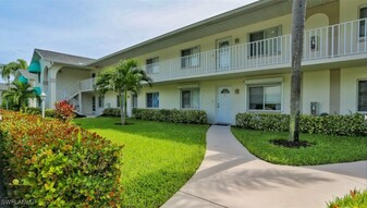 388 Belina Dr in Naples, FL - Foto de edificio - Building Photo