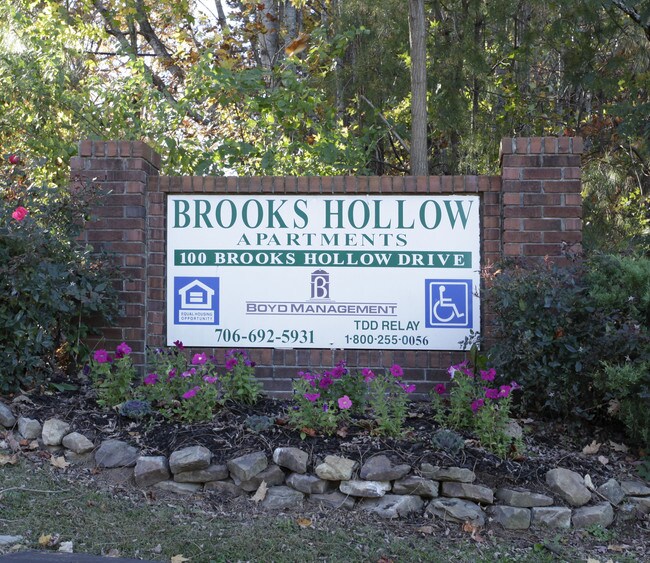 Brooks Hollow Apartments in Jasper, GA - Foto de edificio - Building Photo