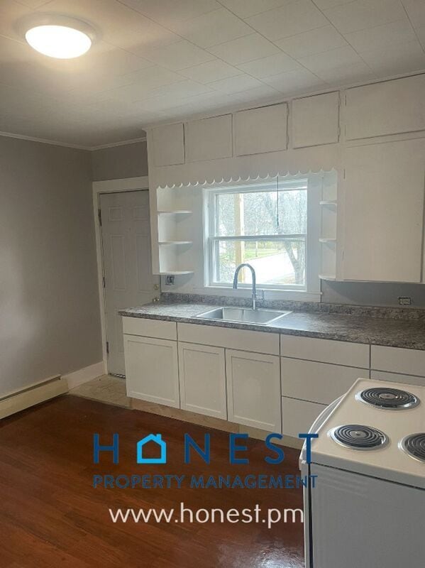 673 River Ave in Gardiner, ME - Building Photo - Building Photo