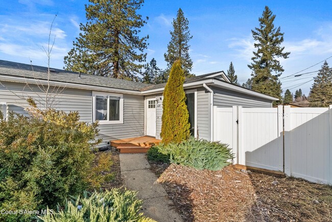 property at 1637-1639 E Hastings Ave