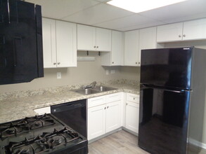 12026 S Kildare Ave in Alsip, IL - Building Photo - Building Photo