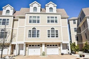 4 Chelsea Ct in Atlantic City, NJ - Building Photo