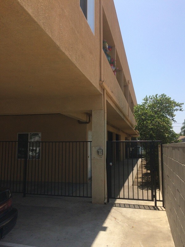 15164 Roscoe Blvd Rentals in Los Angeles, CA