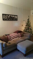 829 Beacon St, Unit 3A in Boston, MA - Building Photo