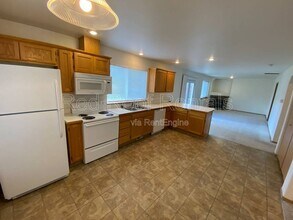 9020 190th St E in Puyallup, WA - Building Photo - Building Photo