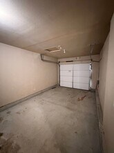 27 W 4th St in Lowell, OR - Building Photo - Building Photo