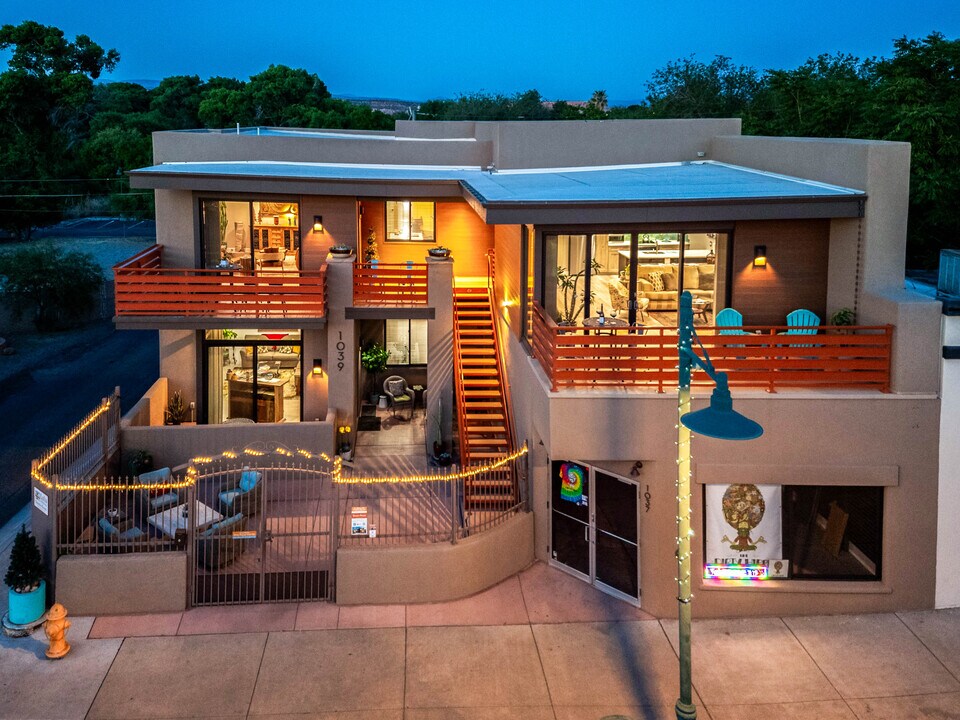 1039 N Main St, Unit CondoUnitB in Cottonwood, AZ - Building Photo