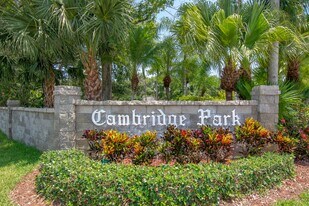 1930 Westhampton Ct in Vero Beach, FL - Building Photo