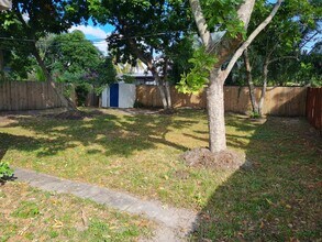 1110 NW 6th Ave in Fort Lauderdale, FL - Foto de edificio - Building Photo