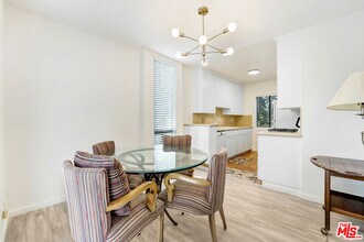 16169 Sunset Blvd in Los Angeles, CA - Building Photo - Building Photo