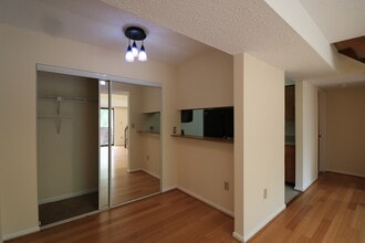 1639 Carriage House Terrace in Silver Spring, MD - Building Photo - Building Photo