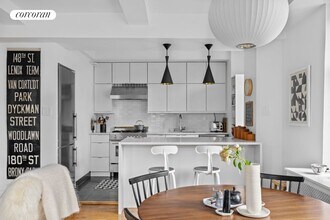 470 W 24th St in New York, NY - Building Photo - Building Photo
