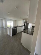 15253 SW 28th Avenue Rd in Ocala, FL - Building Photo - Building Photo