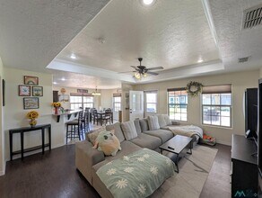 2425 Flagstone Dr in Clovis, NM - Building Photo - Building Photo