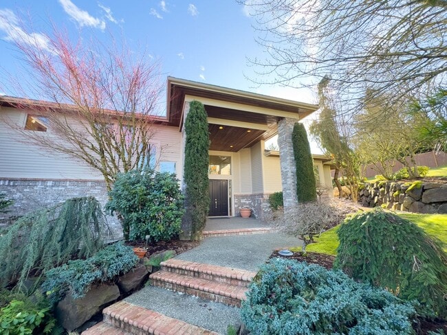 property at 15831 SE 45th St