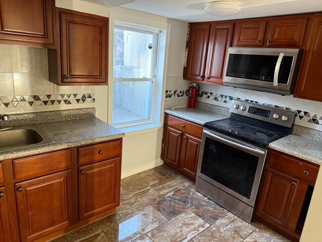 property at 1221 S 52nd St